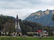 Sromowce Niżne , Pieniny